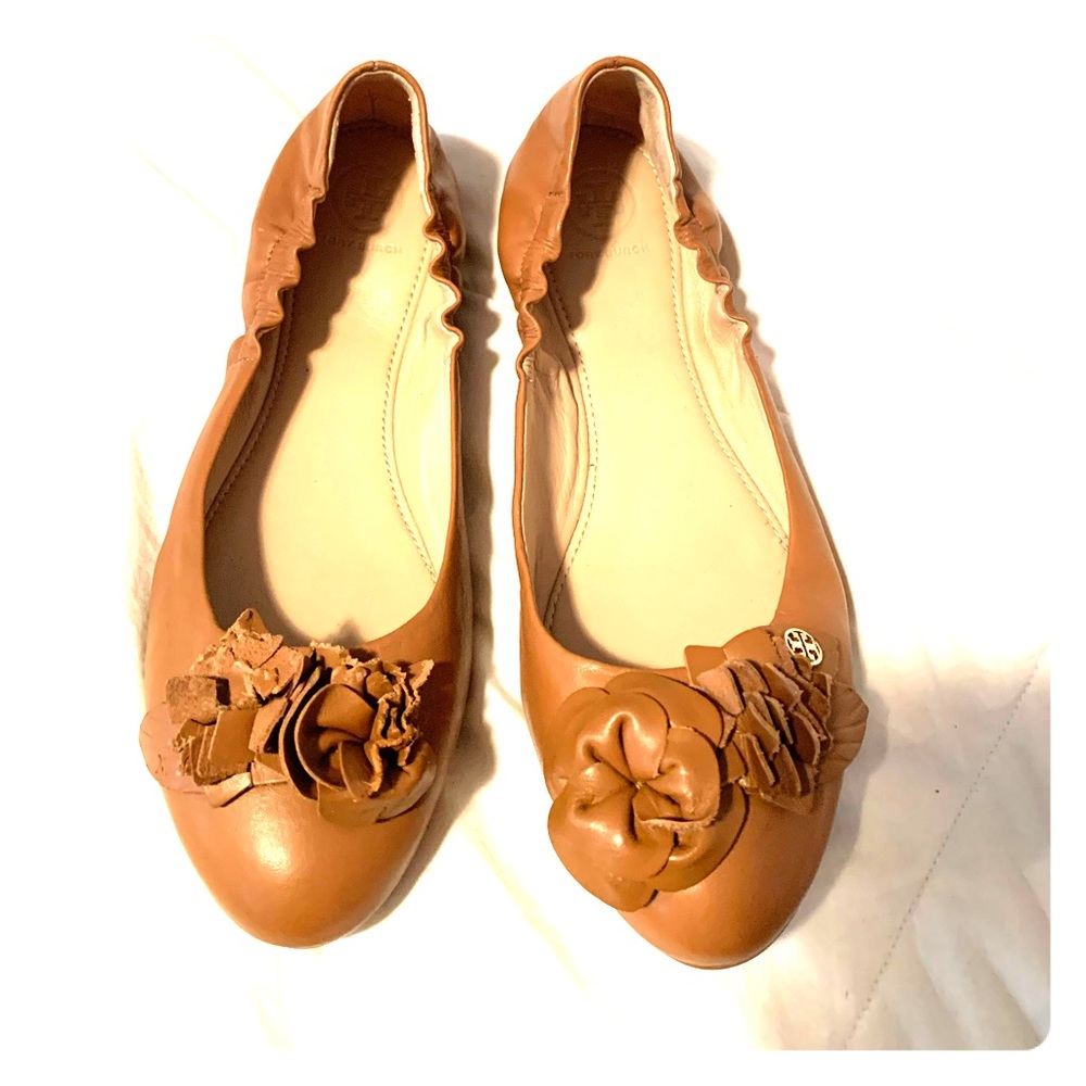 Never Worn Tory Burch Size 9 Flats